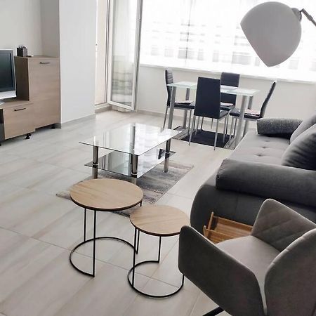 Plaza Apartman - City Center, Free Parking, Free Wifi ديبريتْسين المظهر الخارجي الصورة